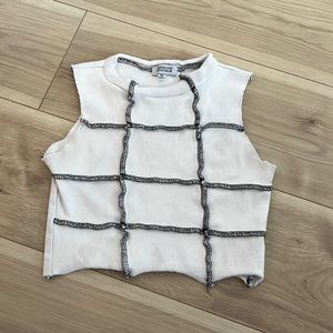 Beginning boutique cropped halter